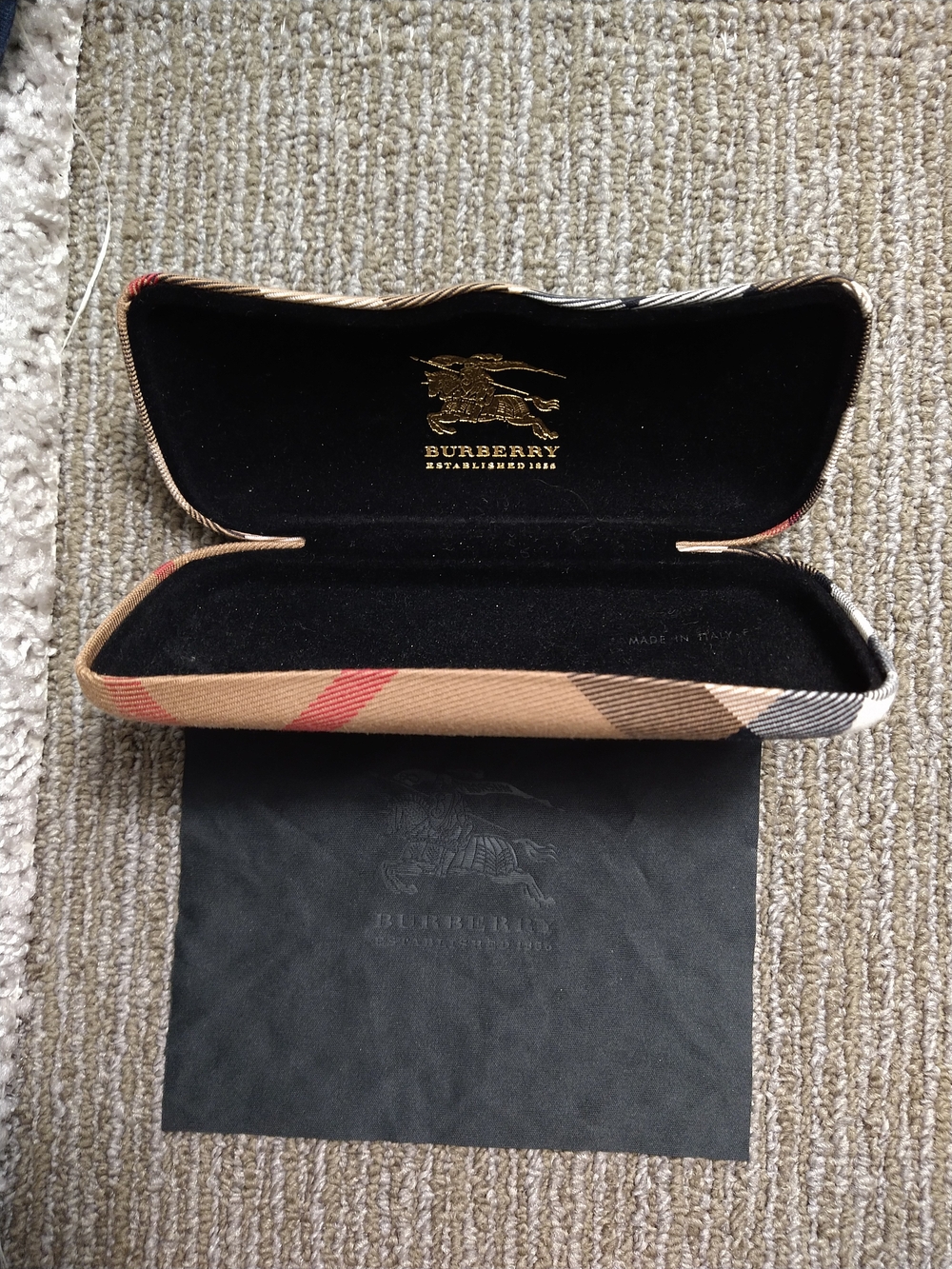 Burberry Check Eyeglass Case in Classic Nova Check